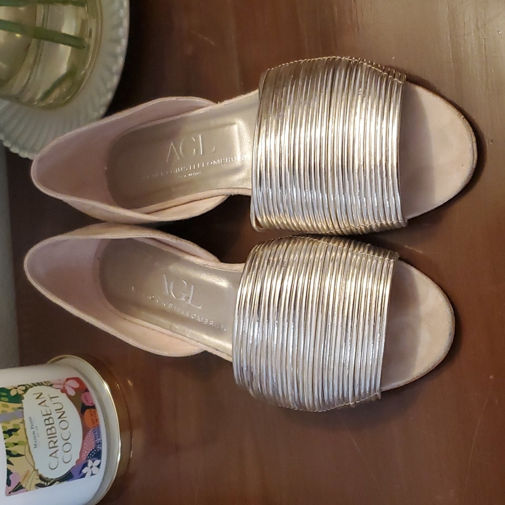 AGL Shoes Size 8 Super Chic!